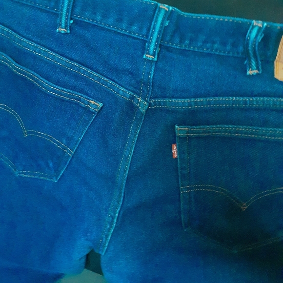 Mens Blue Levi Denim jeans - Picture 4 of 7